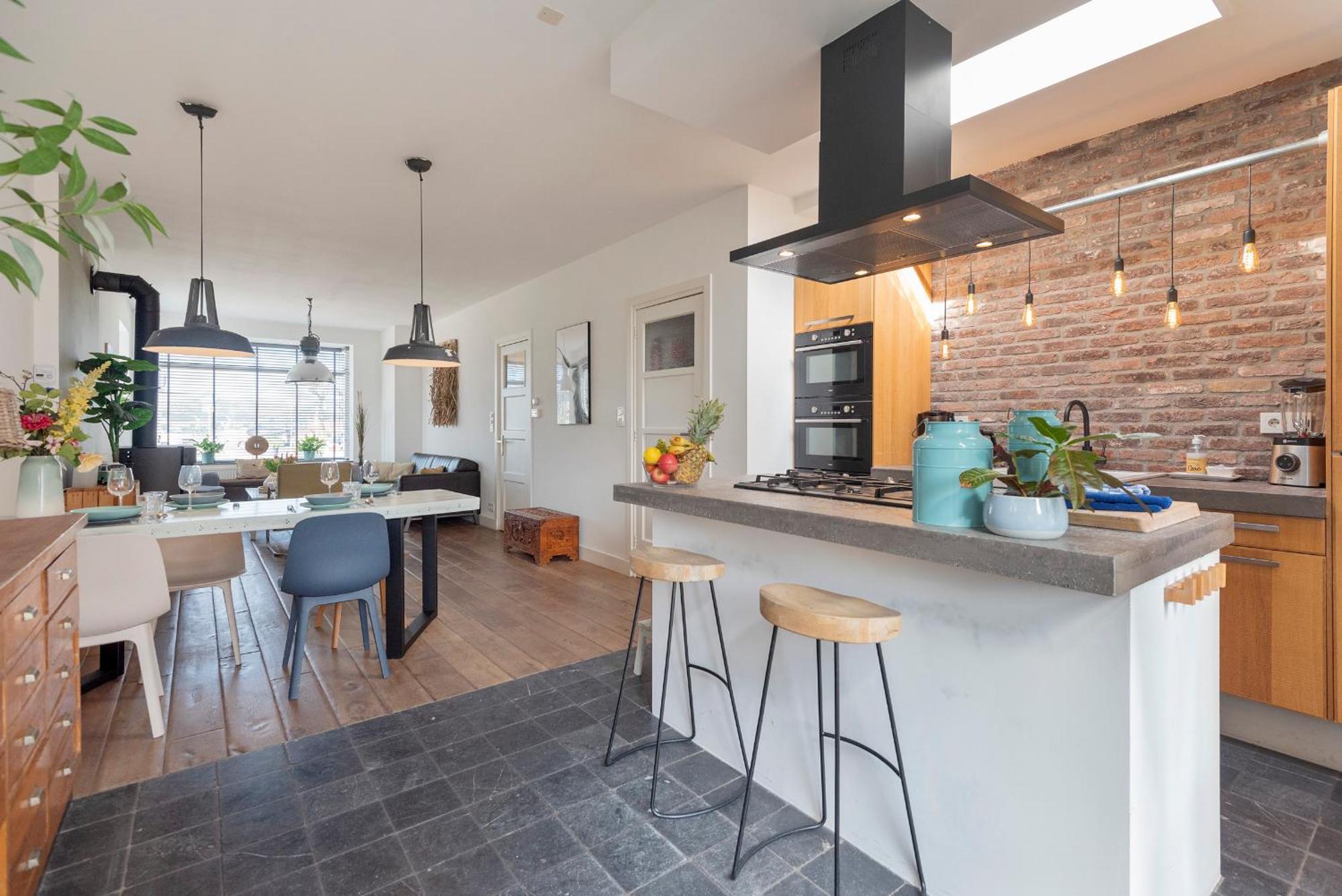 Ferienwohnung Wijkiki Surf House Wijk aan Zee Exterior foto