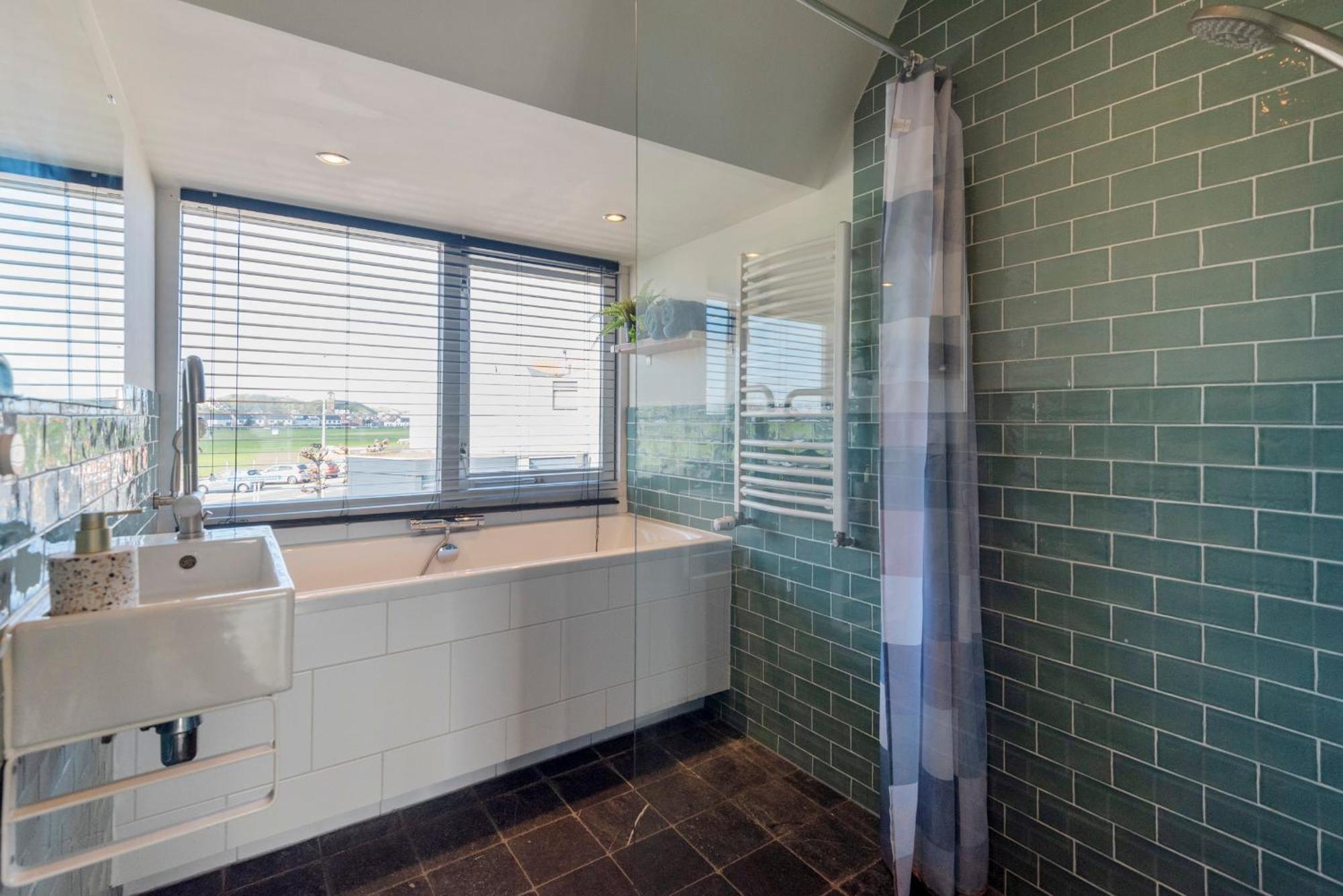 Ferienwohnung Wijkiki Surf House Wijk aan Zee Exterior foto