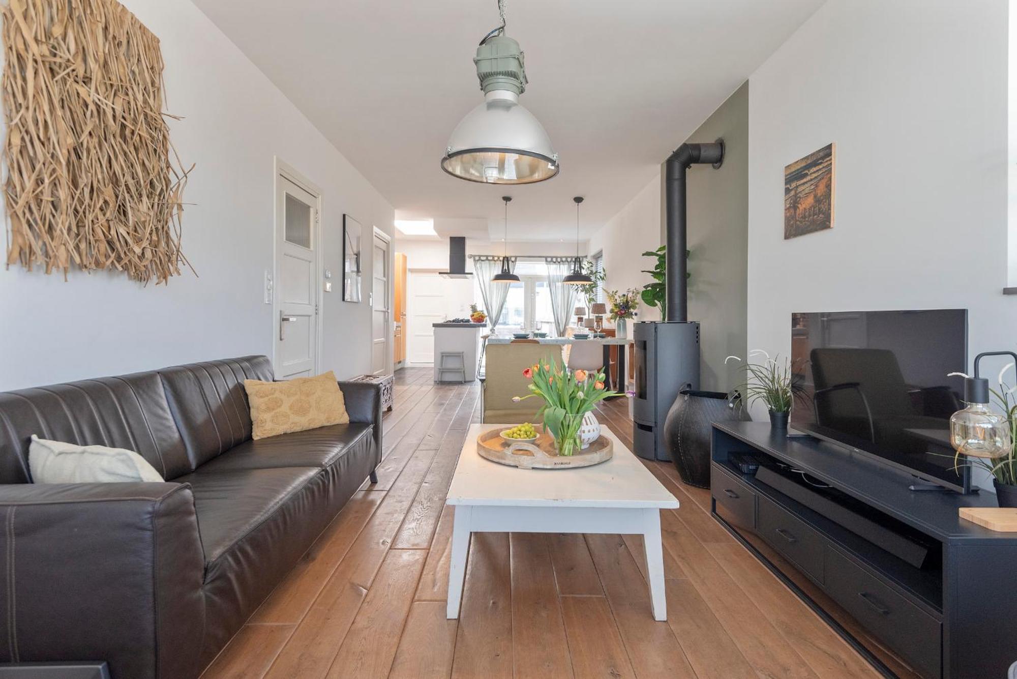 Ferienwohnung Wijkiki Surf House Wijk aan Zee Exterior foto