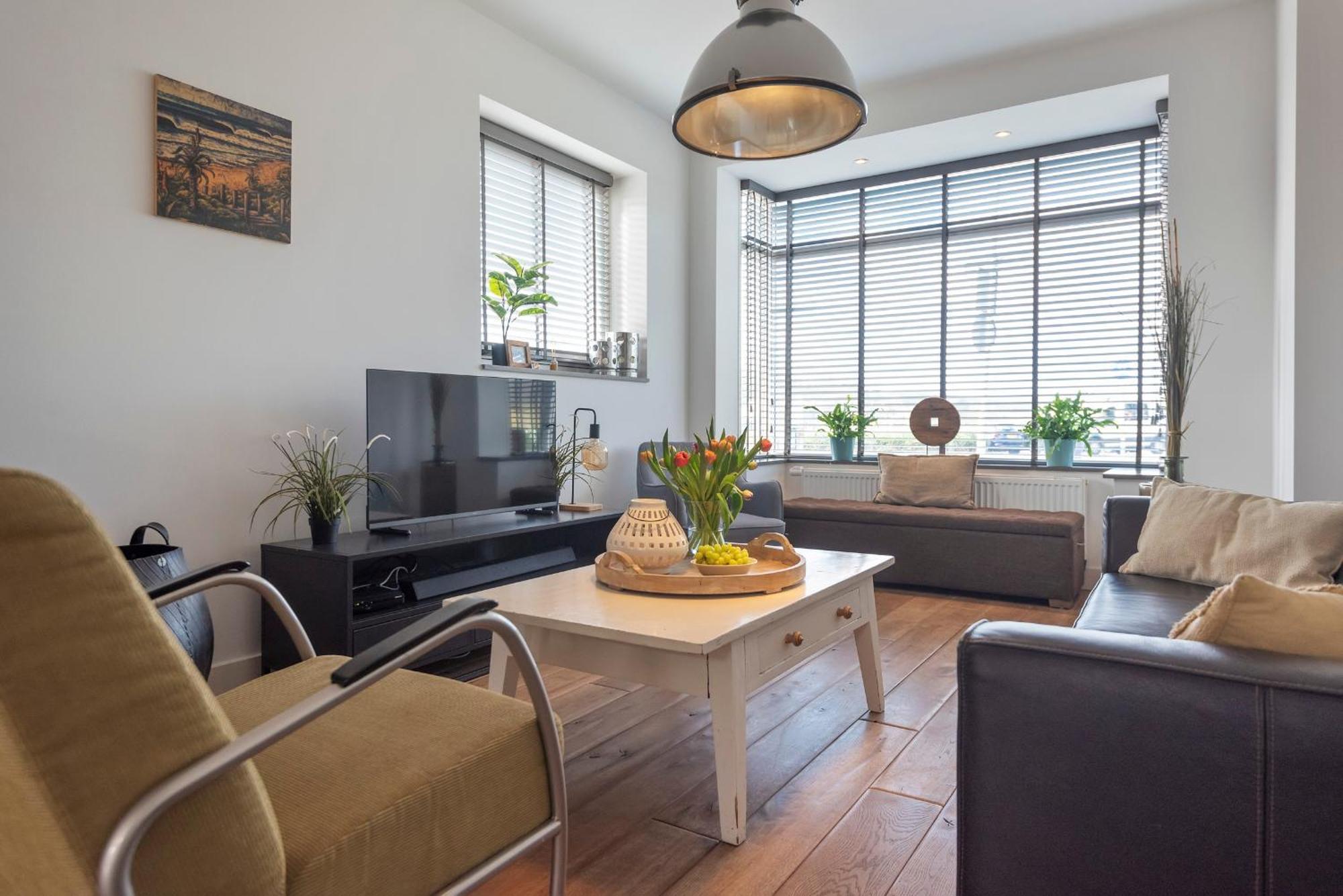 Ferienwohnung Wijkiki Surf House Wijk aan Zee Exterior foto