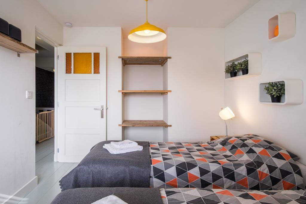 Ferienwohnung Wijkiki Surf House Wijk aan Zee Exterior foto